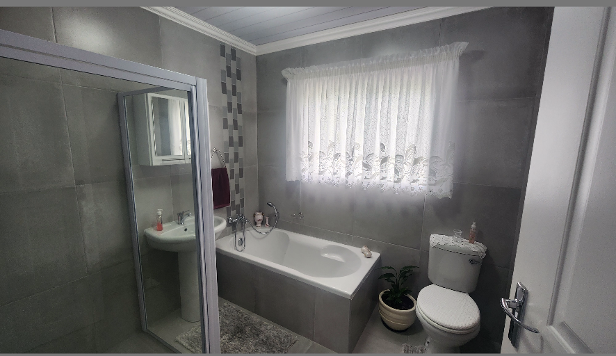 2 Bedroom Property for Sale in Tergniet Western Cape